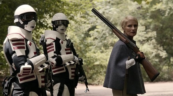 the-walking-dead-saison-11-arme-pamela