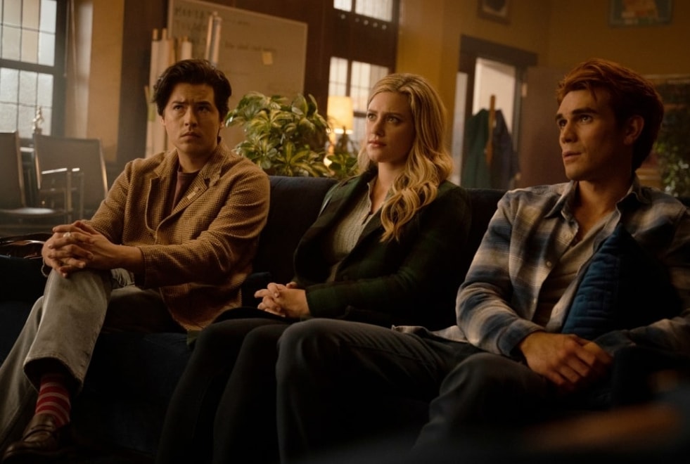 Riverdale saison 6 : le créateur explique pourquoi Archie et Betty obtiennent des super-pouvoirs