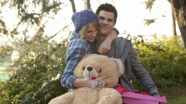 taylor-swift-taylor-lautner-valentines-day