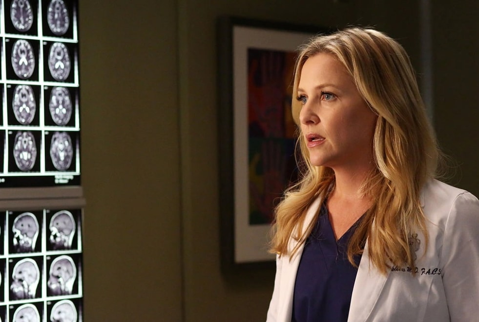 Grey’s Anatomy : Jessica Capshaw (Arizona) de retour dans la série ? Les photos qui sèment le doute