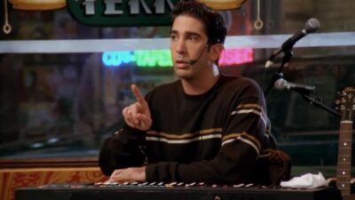 Friends : seul quelqu&rsquo;un qui a vu 5 fois l&rsquo;épisode où Ross fait du synthé aura tout bon à ce quiz