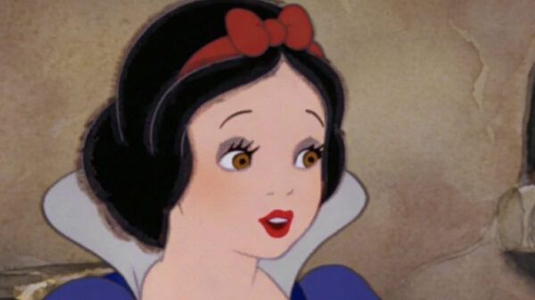 blanche-neige-yeux-marrons