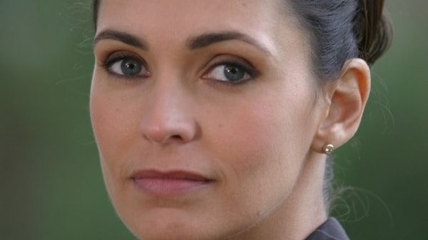 caroline_sous-le-soleil