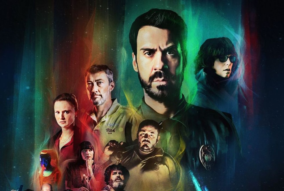 Visitors : 3 bonnes raisons de découvrir la nouvelle série de Simon Astier