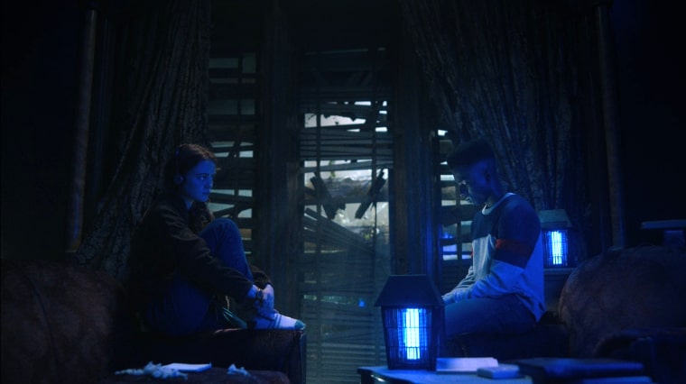 max, lucas, stranger things