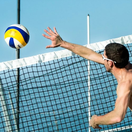 Jouer au volley 