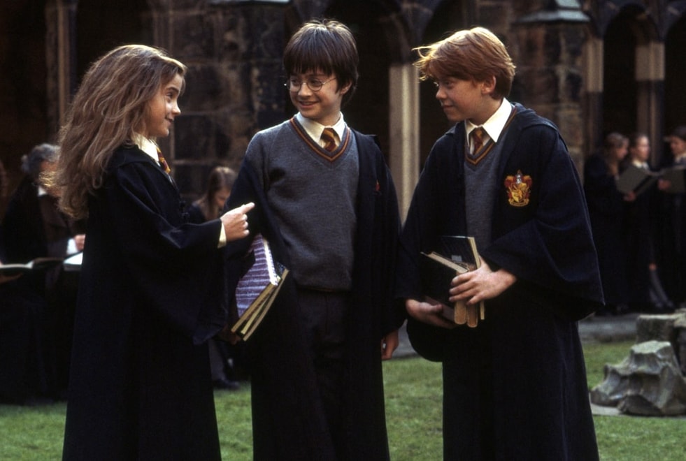 Tu regardes Harry Potter à l’école des sorciers tous les ans si tu te souviens de ces 5 détails du film