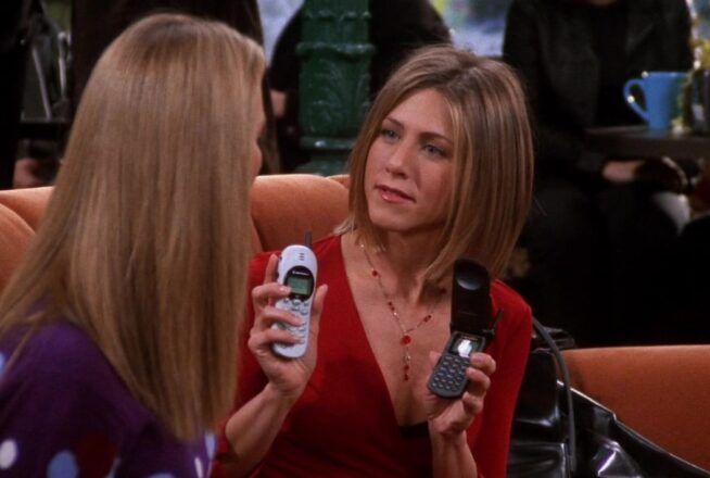 Friends : cette scène de bêtisier hilarante où Jennifer Aniston reçoit un appel