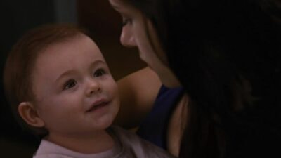 Twilight : saviez-vous que Renesmée bébé devait être encore plus terrifiante ? La preuve en vidéo