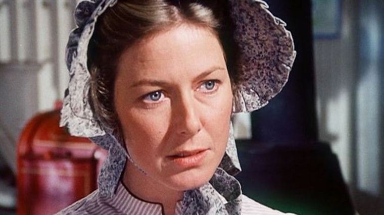 Caroline Ingalls la petite maison dans la prairie la femme de charles ingalls avec son chapeau 