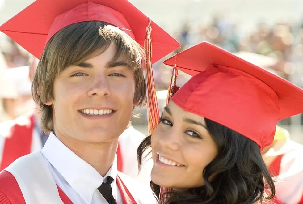 High School Musical : le film de réunion avec le casting original confirmé dans la saison 4 de la série