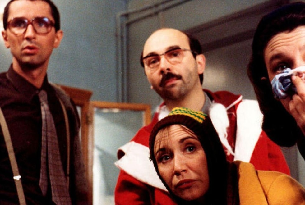 Quiz Le père Noël est une ordure : sauras-tu nommer ces 5 personnages ?