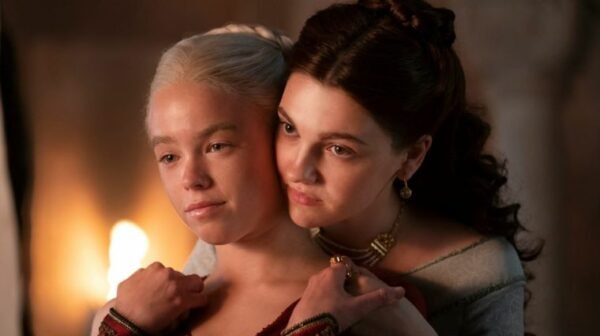 House of the Dragon : 7 différences entre la série et le livre Feu et Sang - Serieously.com 2 rhaenyra-et-alicent-house-of-the-dragon