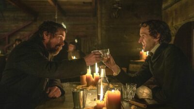 The Pale Blue Eye : Christian Bale et Harry Melling se dévoilent dans le teaser du film Netflix