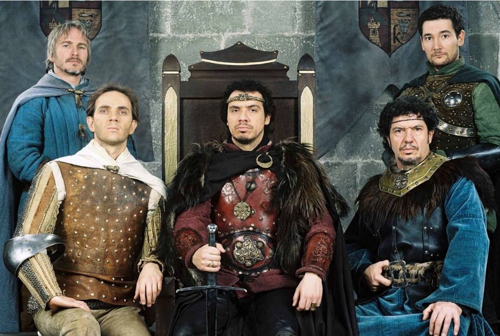 « Les proches d’Astier (…) dont je ne fais pas partie » : une star de Kaamelott rétablit la vérité sur sa relation avec Alexandre Astier