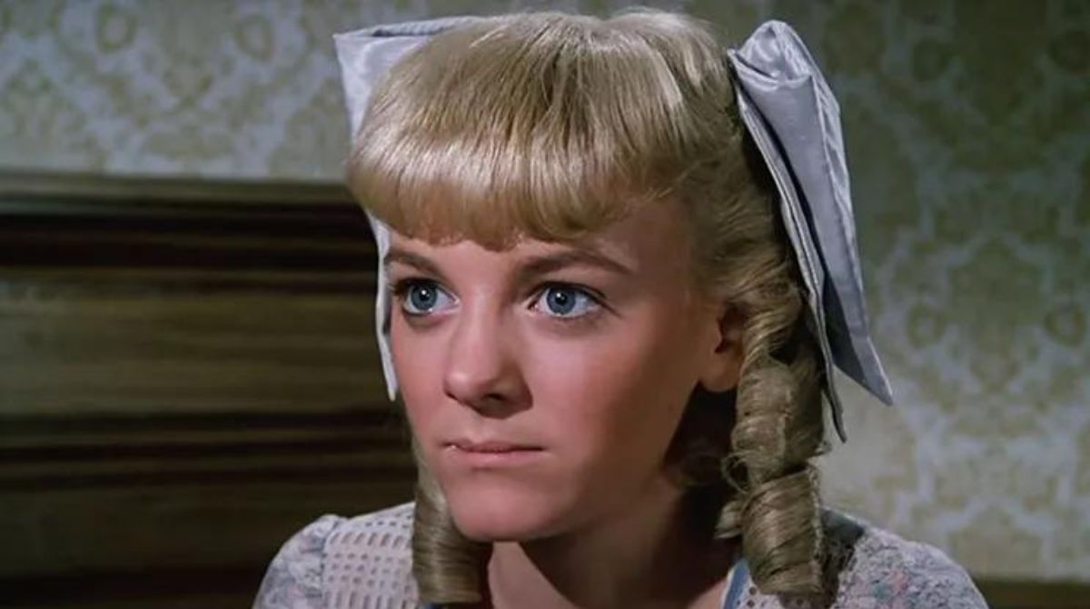La Petite Maison dans la Prairie :  « C'était un de ces moments très gênants », Alison Arngrim se confie sur cette intrigue qui ne pourrait pas être diffusée aujourd’hui