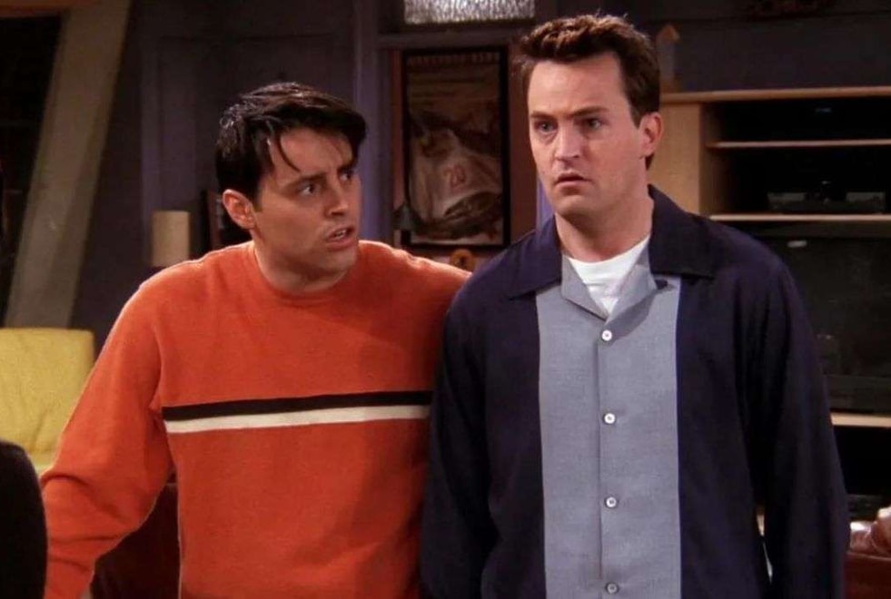 Friends saison 4 : avez-vous remarqué l’erreur dans l’épisode avec la chaîne pour adulte ?