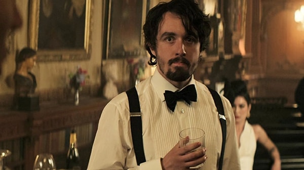 dario-coates-connie-you-saison-4