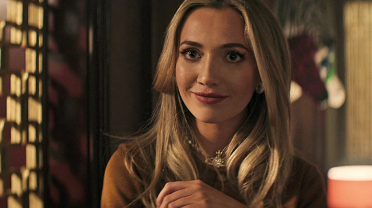 tilly-keeper-lady-phoebe-you-saison-4