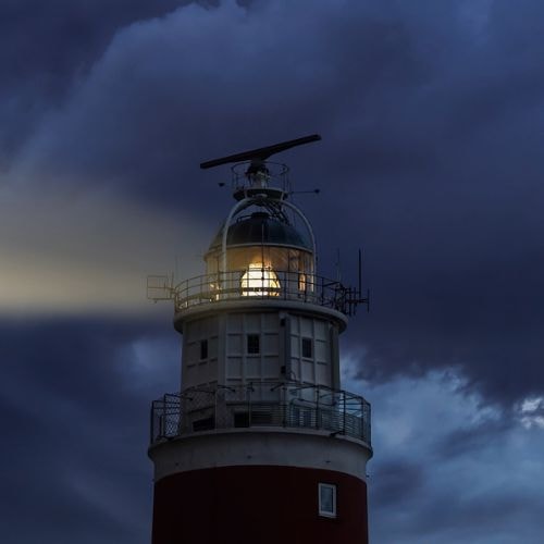 Dans un phare abandonné