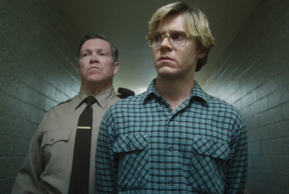 Dahmer : la mère d’une des victimes tacle la victoire d’Evan Peters aux Golden Globes