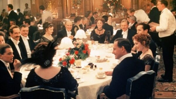 3-titanic-diner