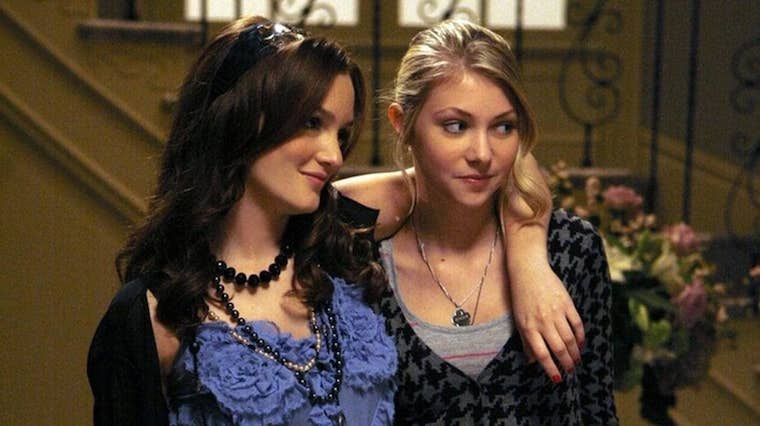 Blair (Leighton Meester) et Jenny (Taylor Momsen) dans la série Gossip Girl.