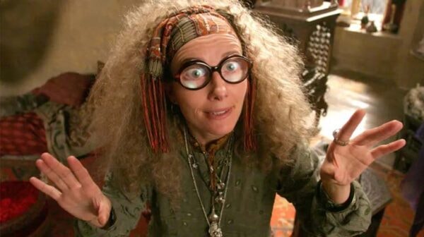 harry-potter-sybill-trelawney-personnage