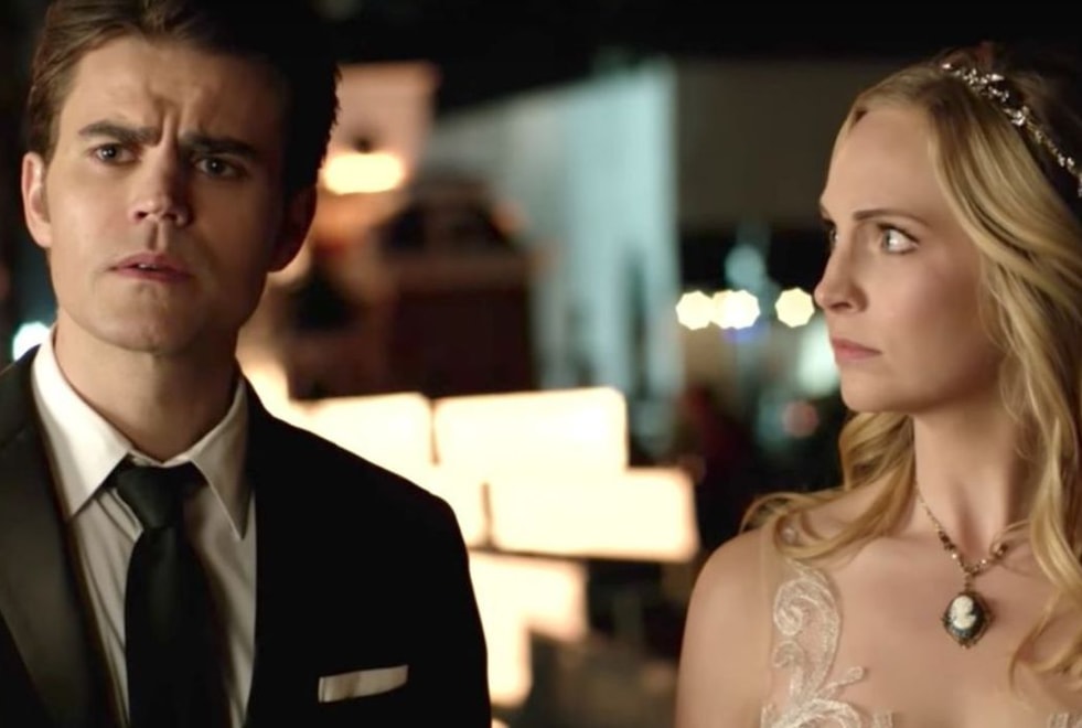 The Vampire Diaries : Paul Wesley explique qu’embrasser Candice King était « gênant »
