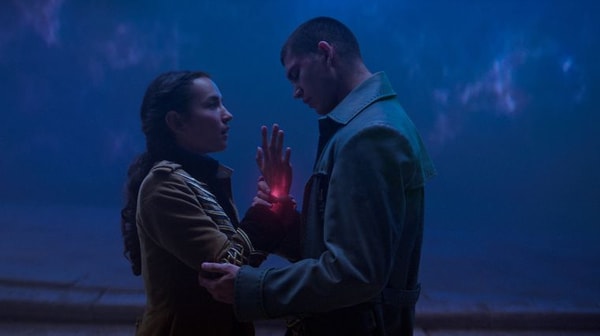 shadow-and-bone-saison2-alina-et-mal