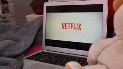 Netflix : cette série est dans le TOP 10 toutes les semaines et personne ne la connait