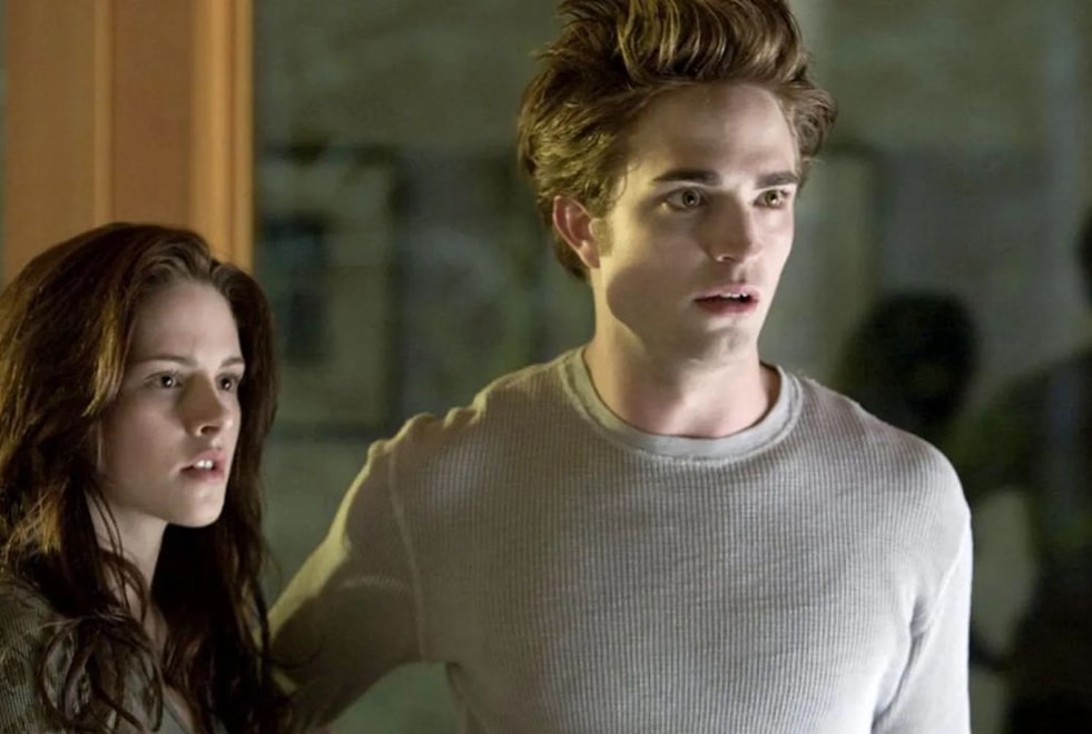 Twilight : Kristen Stewart dit qu’à la place de Bella, elle aurait rompu direct avec Edward