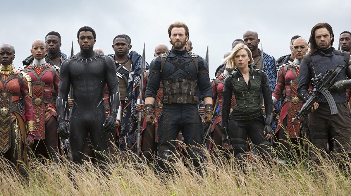 black panther, captain america, black widow et bucky barnes dans le film marvel avengers infinity war