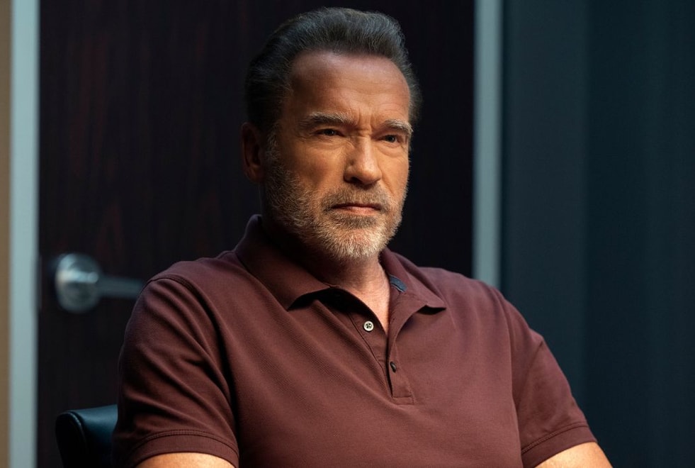 Fubar : pourquoi ce n’est pas la vraie voix française d’Arnold Schwarzenegger dans la série ?