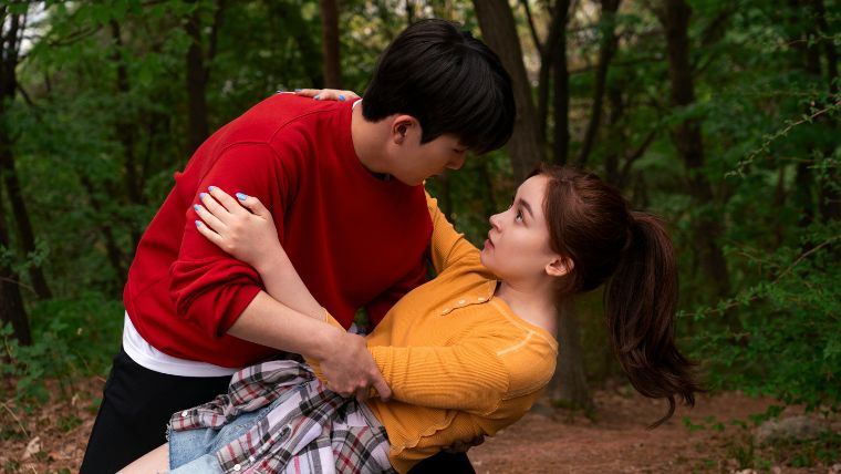 xo, kitty, netflix, dae, anna cathcart,