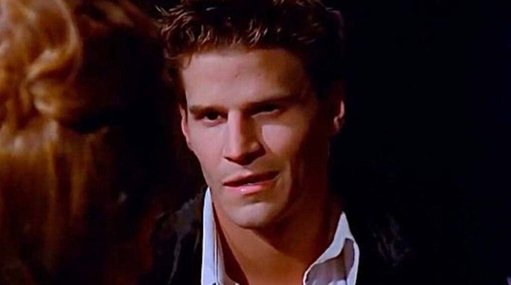 Angel dans Buffy contre les vampires