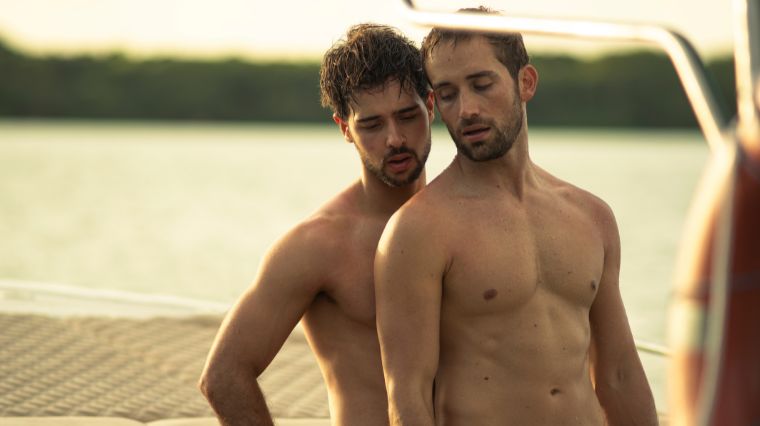Adrian et Inti, Mauricio Henao, Julian Caneque Cerati, série faux profil, netflix