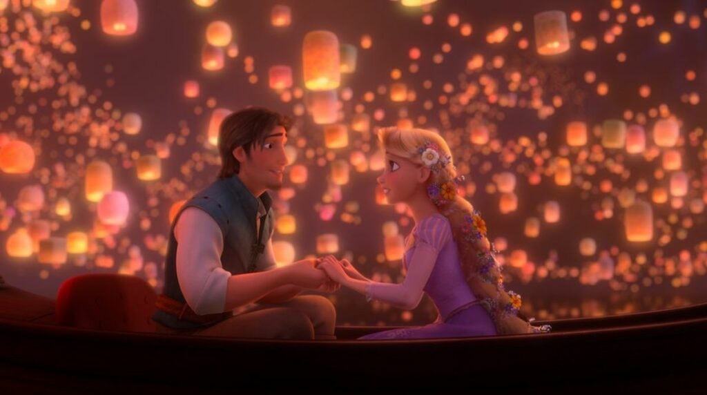 Raiponce et Flynn Rider dans Raiponce, ballade romantique avec les lanternes, sur une barque