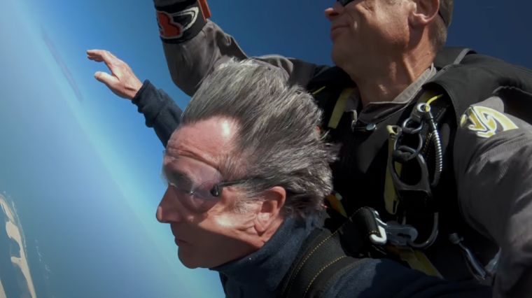 francois-cluzet-saut-en-parachute-nous-finirons-ensemble
