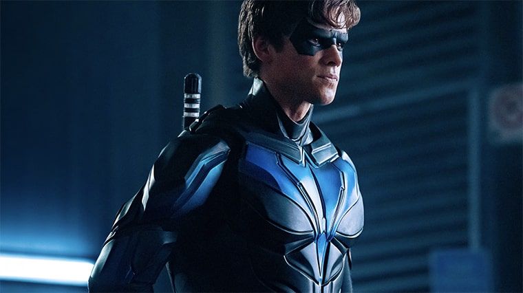 Dick Grayson alias Nightwing dans la saison 2 de la série Titans