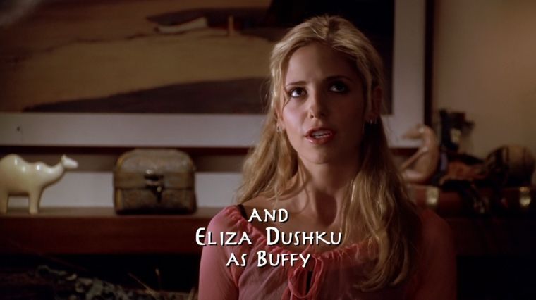 Eliza Dushku (Faith) créditée en tant que Buffy dans l'épisode 16 de la saison 4 de Buffy contre les vampires