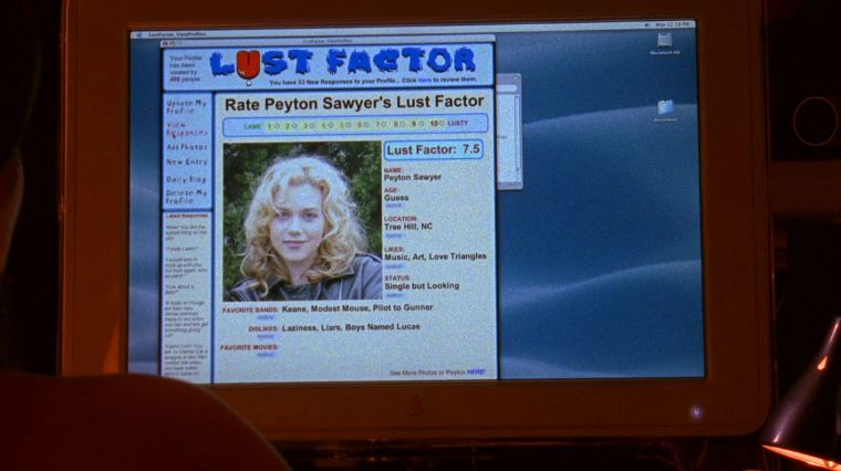 Le profil de Peyton sur un site de rencontres dans Les Frères Scott.