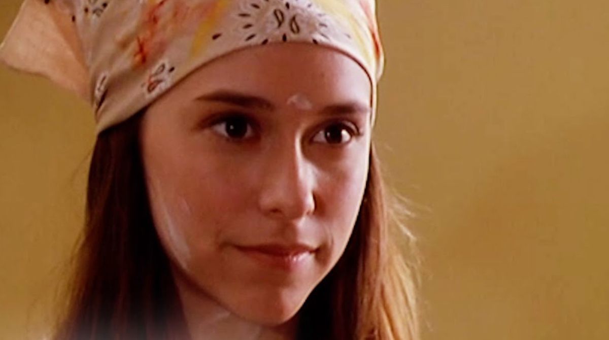 série La Vie à Cinq, Sarah Reeves, Jennifer Love Hewitt