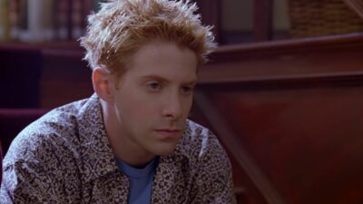 Buffy Contre les Vampires : pourquoi Seth Green (Oz) est-il absent de l&rsquo;épisode 15 de la saison 3 ?