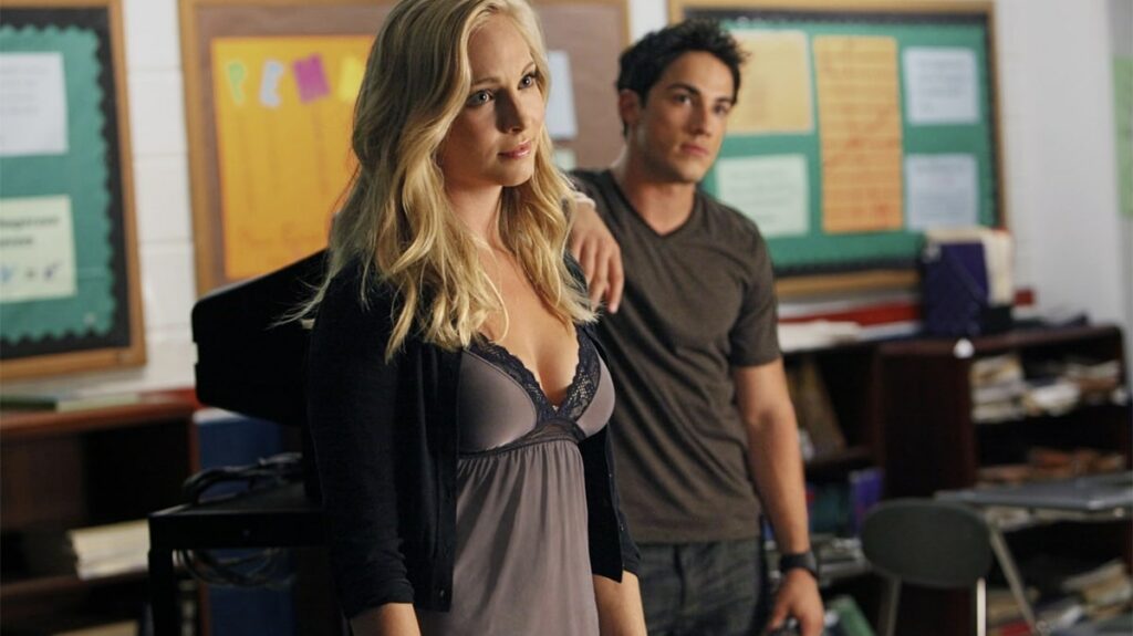 Caroline dans The Vampire Diaries