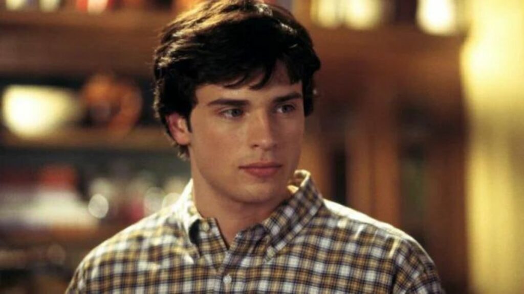 Clark Kent interprete par Tom Welling dans la série Smallville