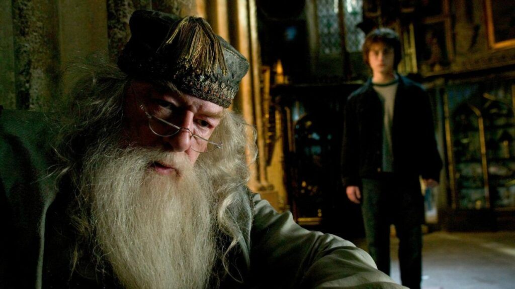 Michael Gambon et Daniel Radcliffe dans Harry Potter et la Coupe de Feu.