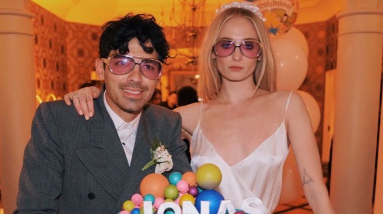 Joe Jonas et Sophie Turner sur Instagram.