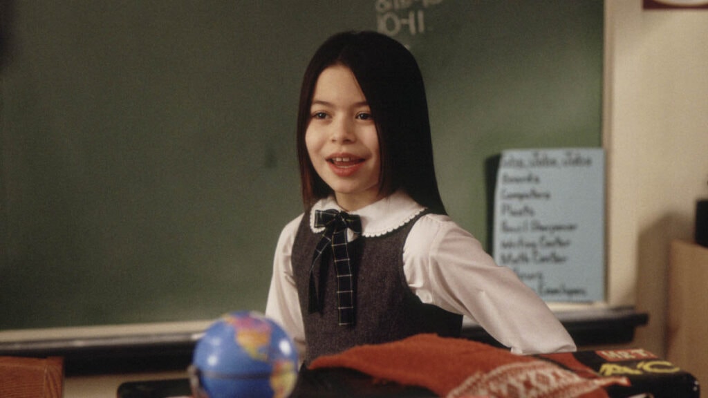 Miranda Cosgrove incarne Summer Hathaway dans Rock Academy