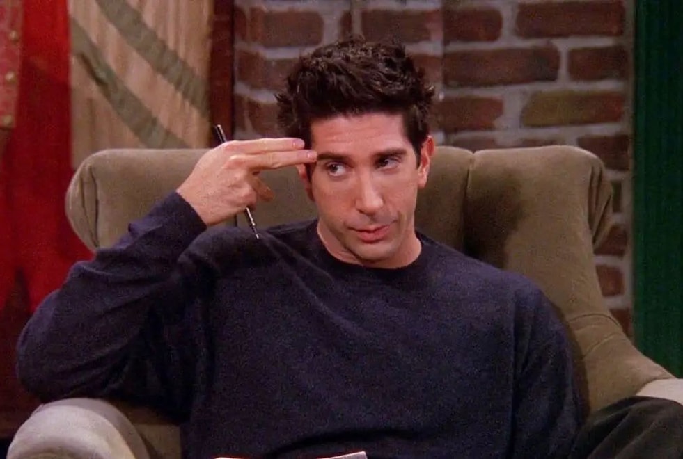 Friends : « Il a failli s’évanouir » David Schwimmer revient sur un moment très effrayant lors du tournage de la série